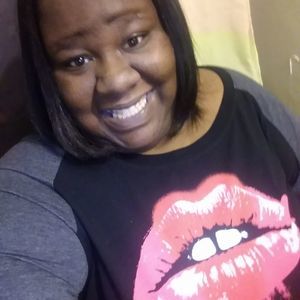 Meet your Posher, Briana